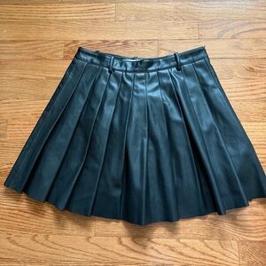 Zara Black Pleated Leather Skort Like New Small